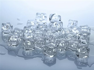 Hielo seco vs hielo normal: ¿cuál es la diferencia?